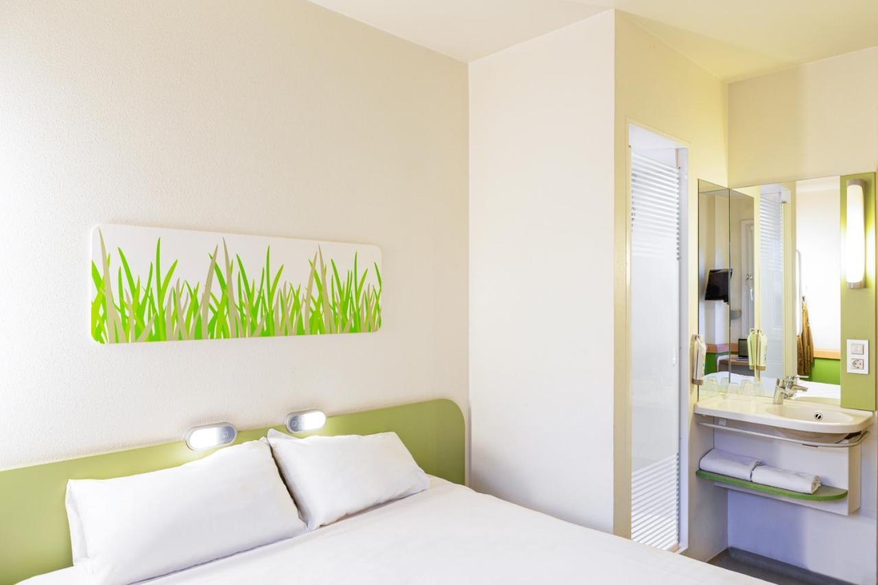 Ibis Budget Caen Porte De Bretagne Bretteville-sur-Odon Exterior photo